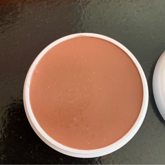 Ben Nye M-2 Suntone Crème Foundation New Never Used - Picture 4 of 4